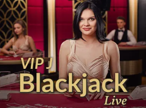 TA：就拉维亚问题切尔西陷入两难，他至今尚未代表球队踢满全场